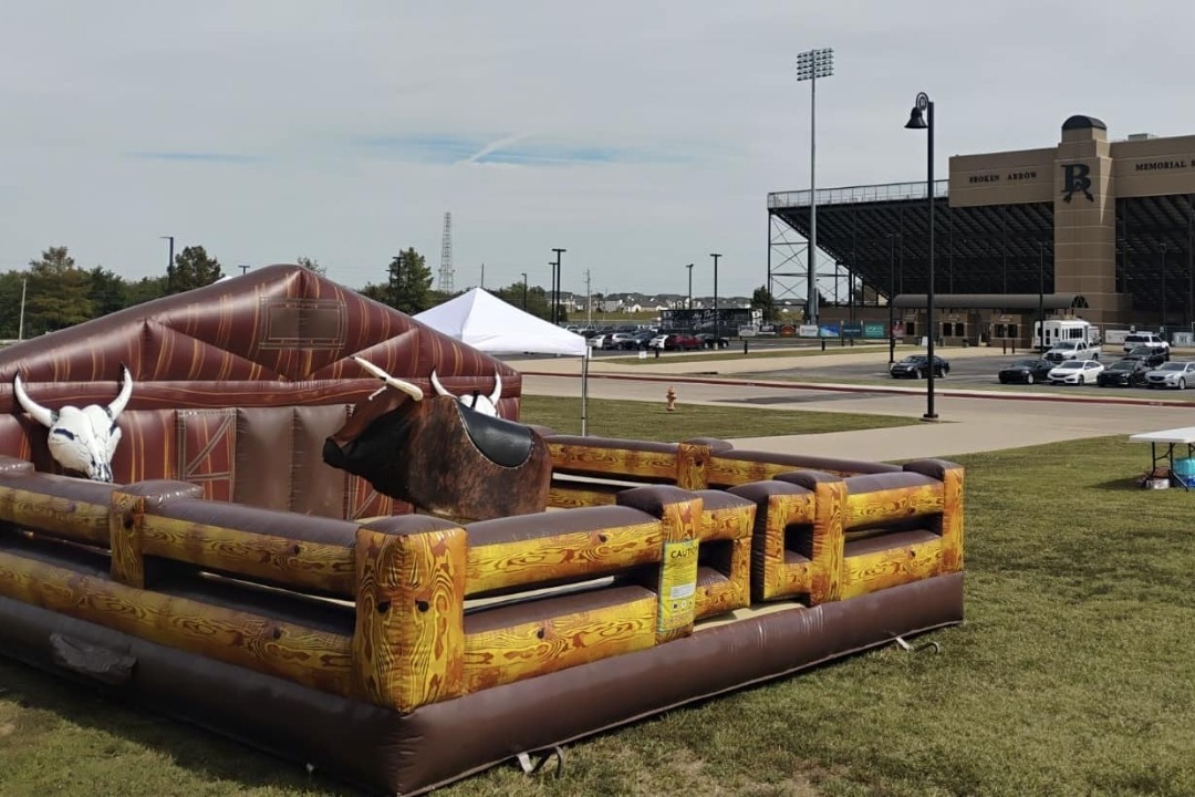 Mechanical Bull18